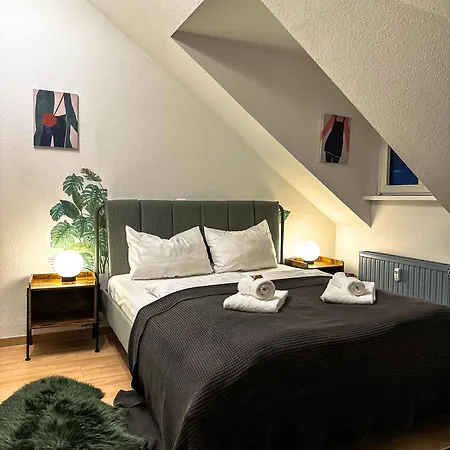 Oasis - Wohnen Am Elbtal - Balkon - Netflix - Tiefgarage Apartamento