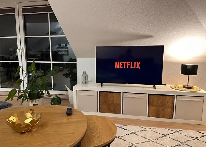 Oasis - Wohnen Am Elbtal - Balkon - Netflix - Tiefgarage *