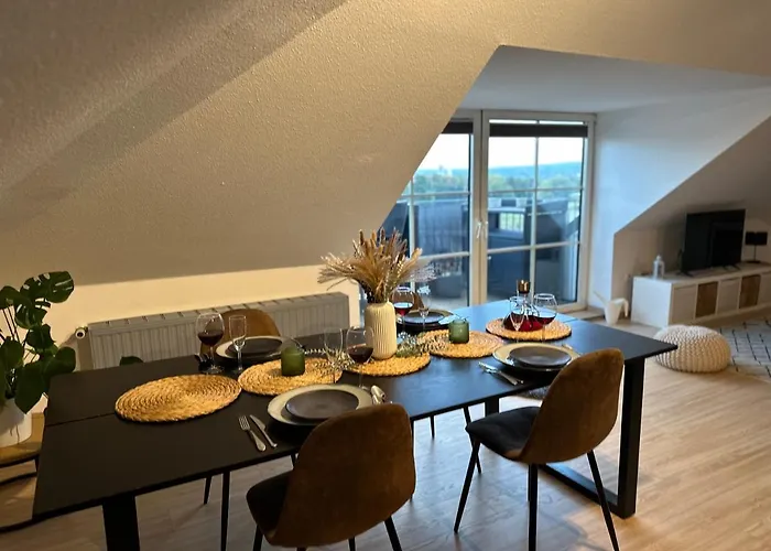 Oasis - Wohnen Am Elbtal - Balkon - Netflix - Tiefgarage * Dresden