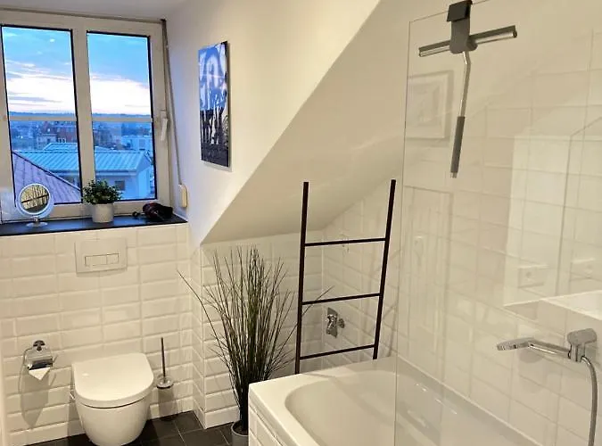 Apartment Oasis - Wohnen Am Elbtal - Balkon - Netflix - Tiefgarage